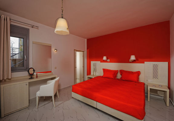 Danae Villas Hersonissos Crete Red Villa twin bedroom